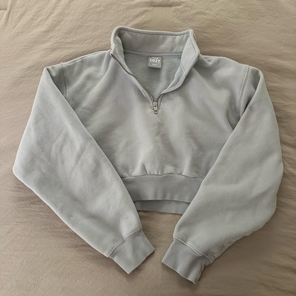 Baby blue TNA cropped sweatshirt - Picture 1 of 5